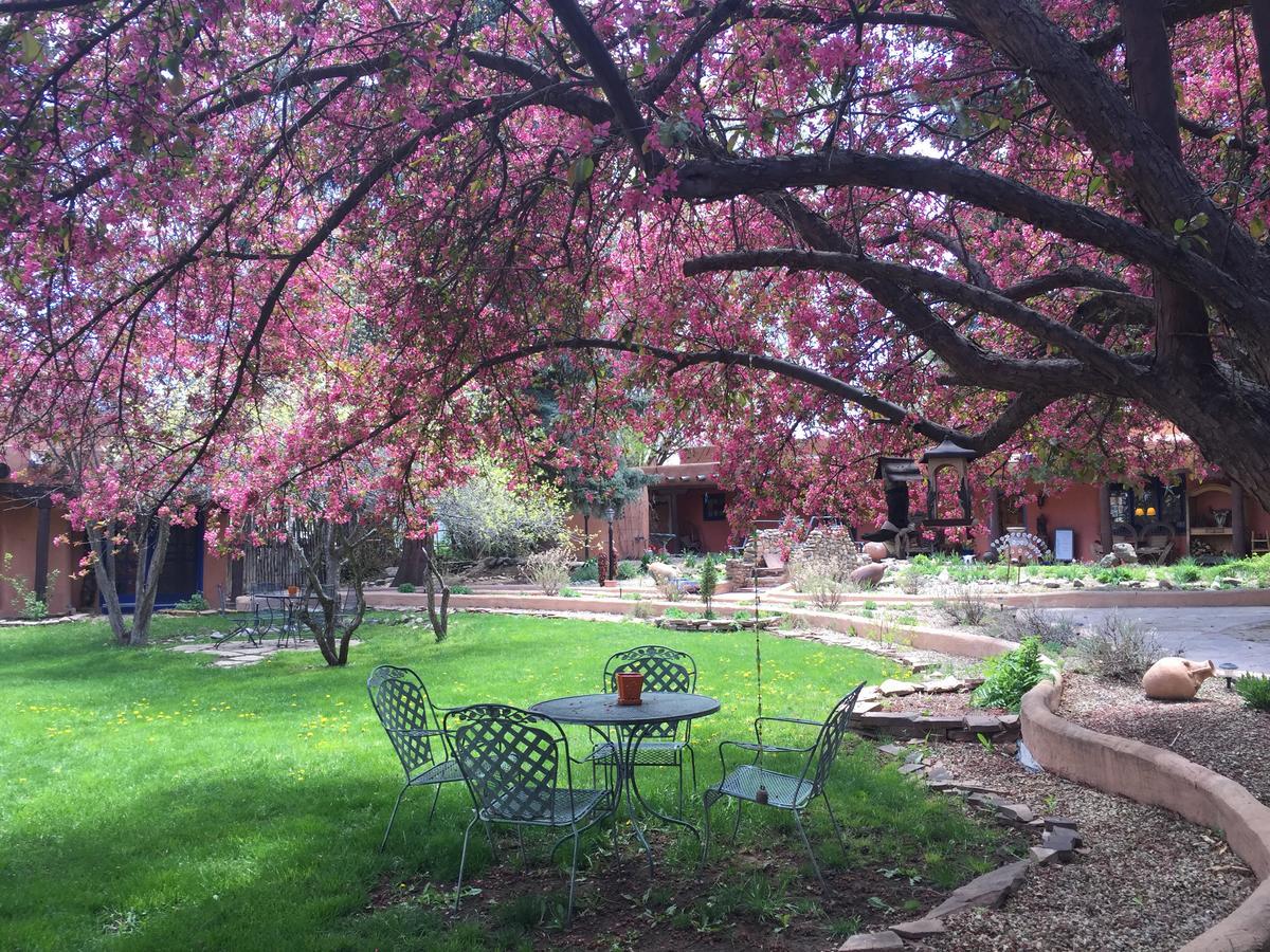 Adobe And Pines Inn Bed And Breakfast Ranchos de Taos Exterior foto