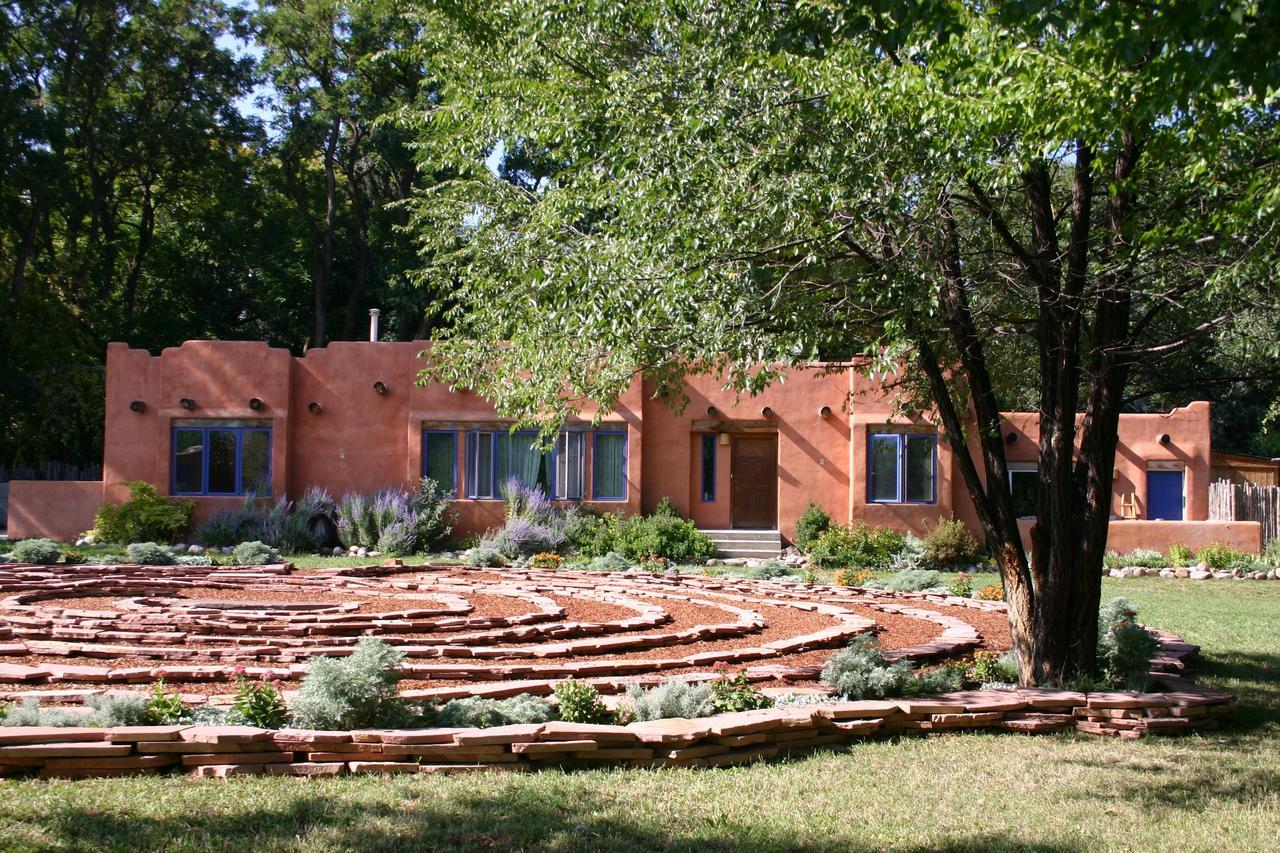 Adobe And Pines Inn Bed And Breakfast Ranchos de Taos Quarto foto